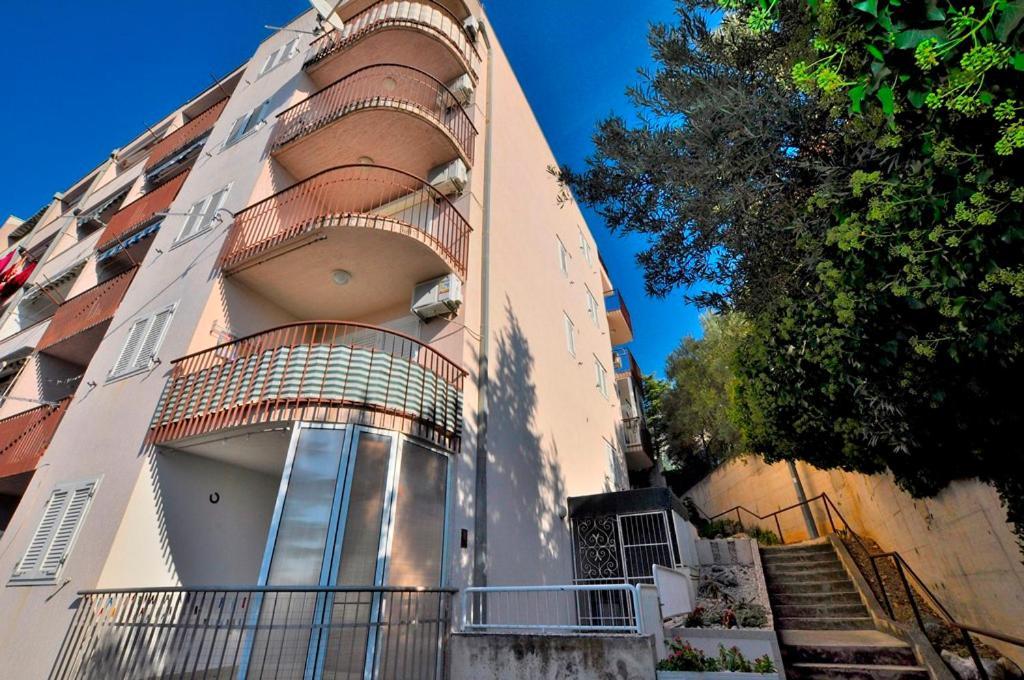Apartman Ivanto Макарська Екстер'єр фото